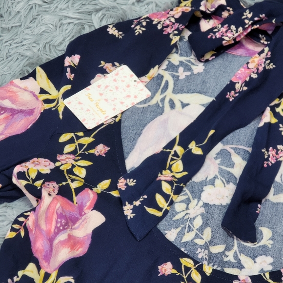 Free People MIDNIGHT COMBO floral blouse /dress - Picture 8 of 11